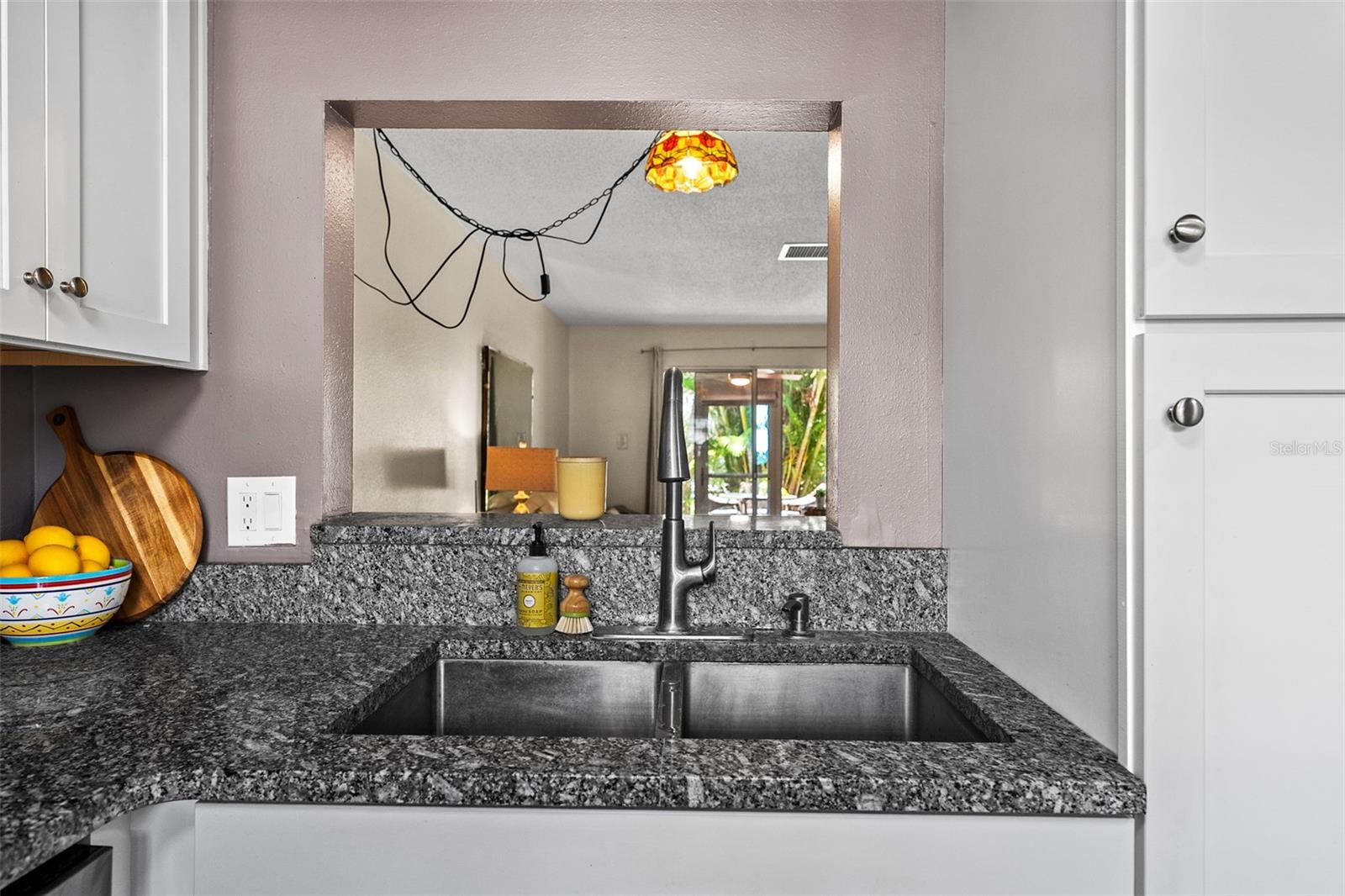 Open Bar Top space