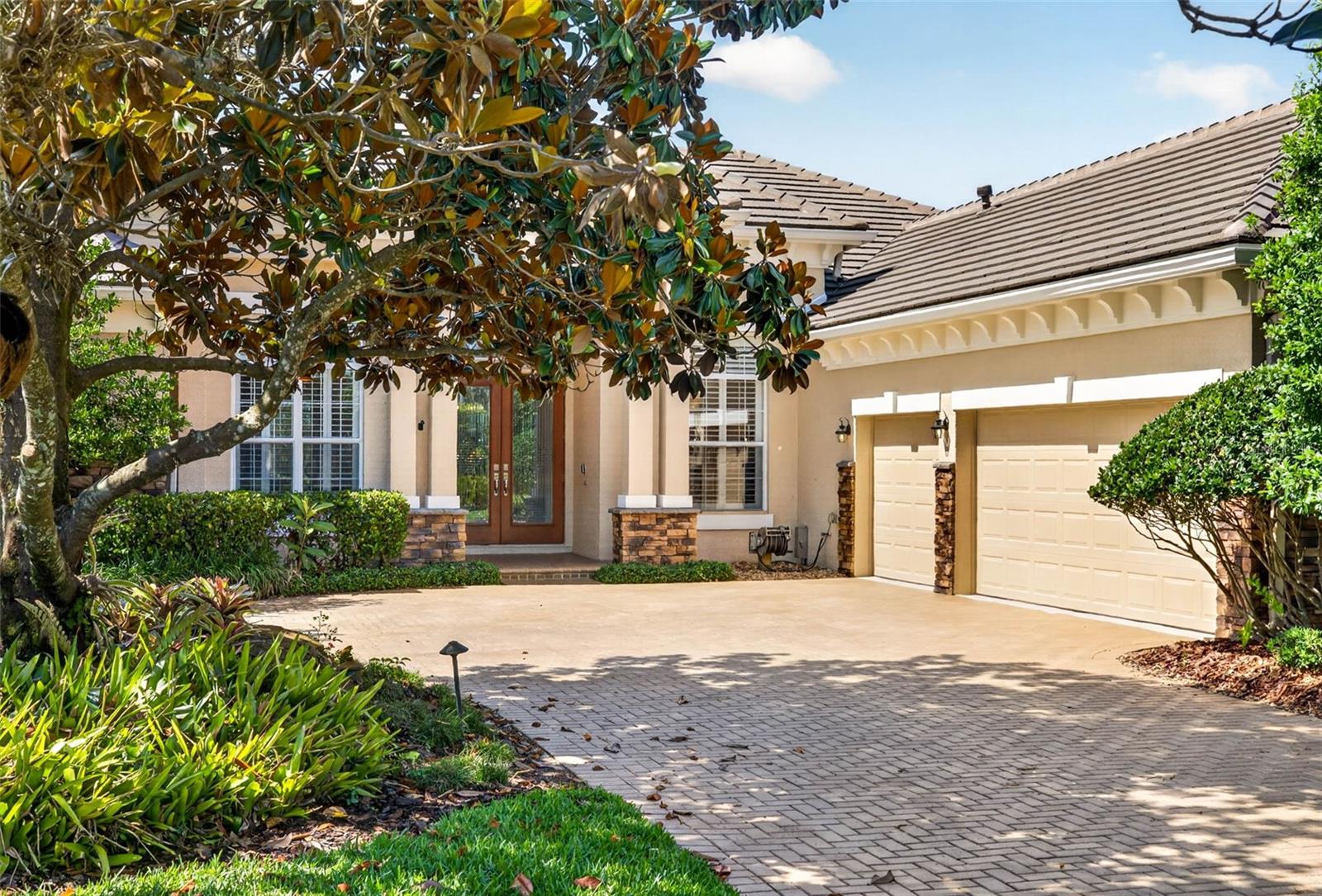 3 Car Garage