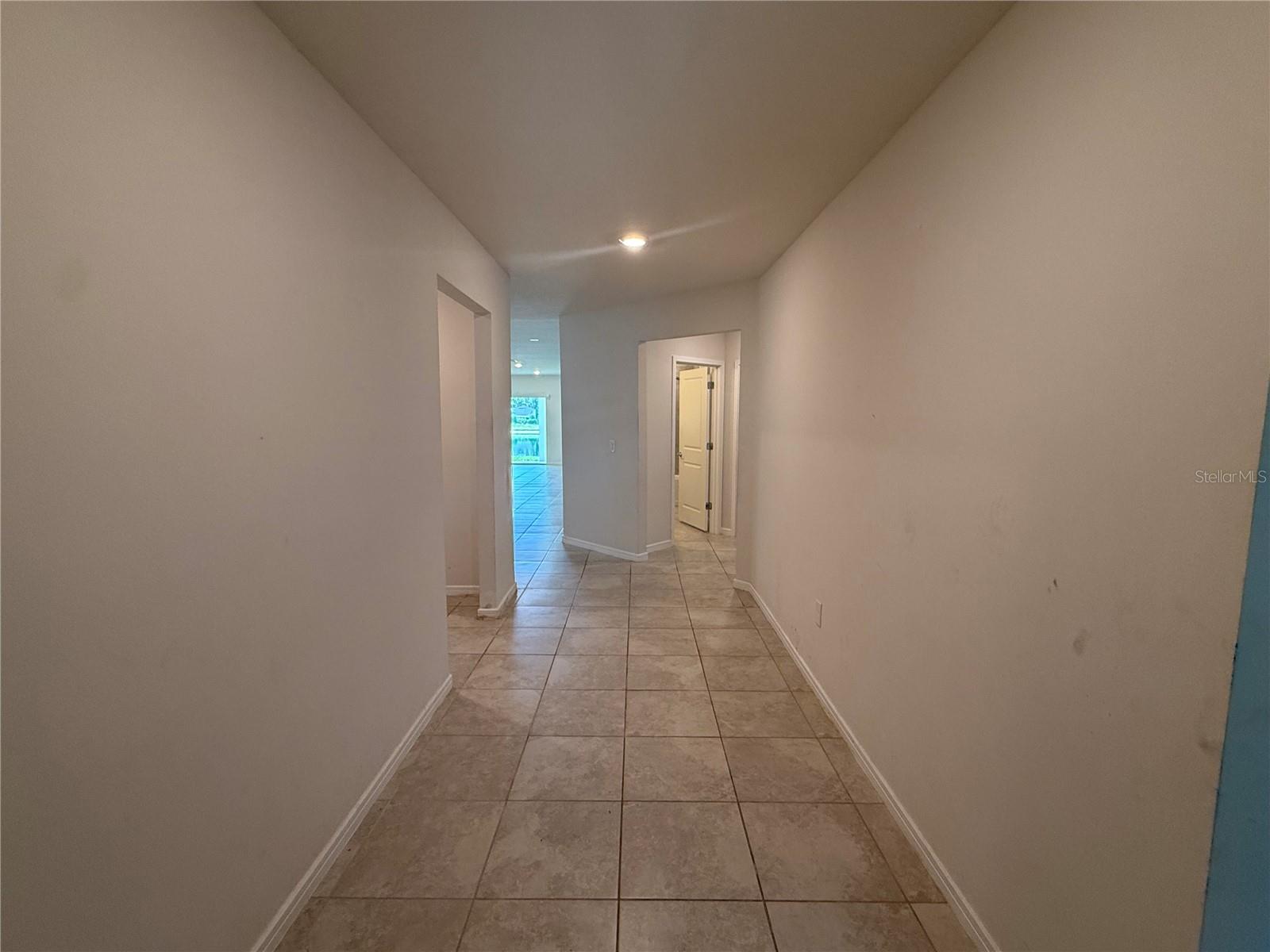 W7885979
