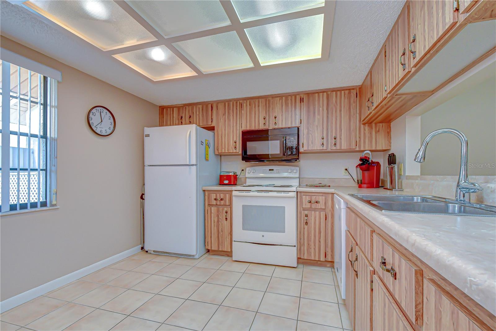Eat In kitchen space