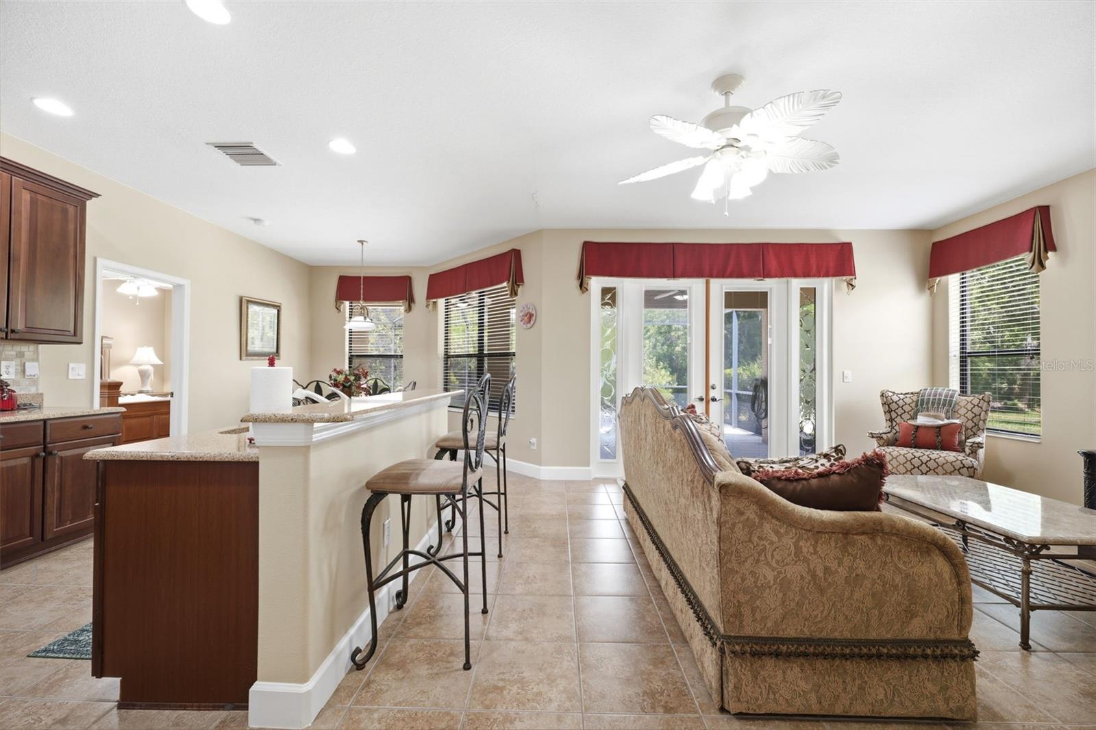 Kitchen/Living Room