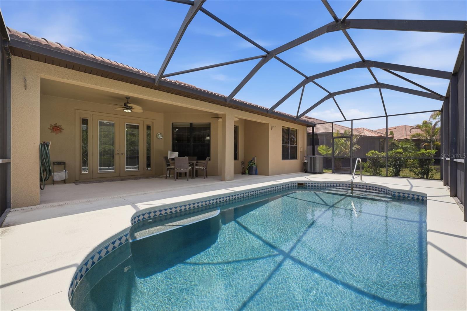 Screened Patio/Pool