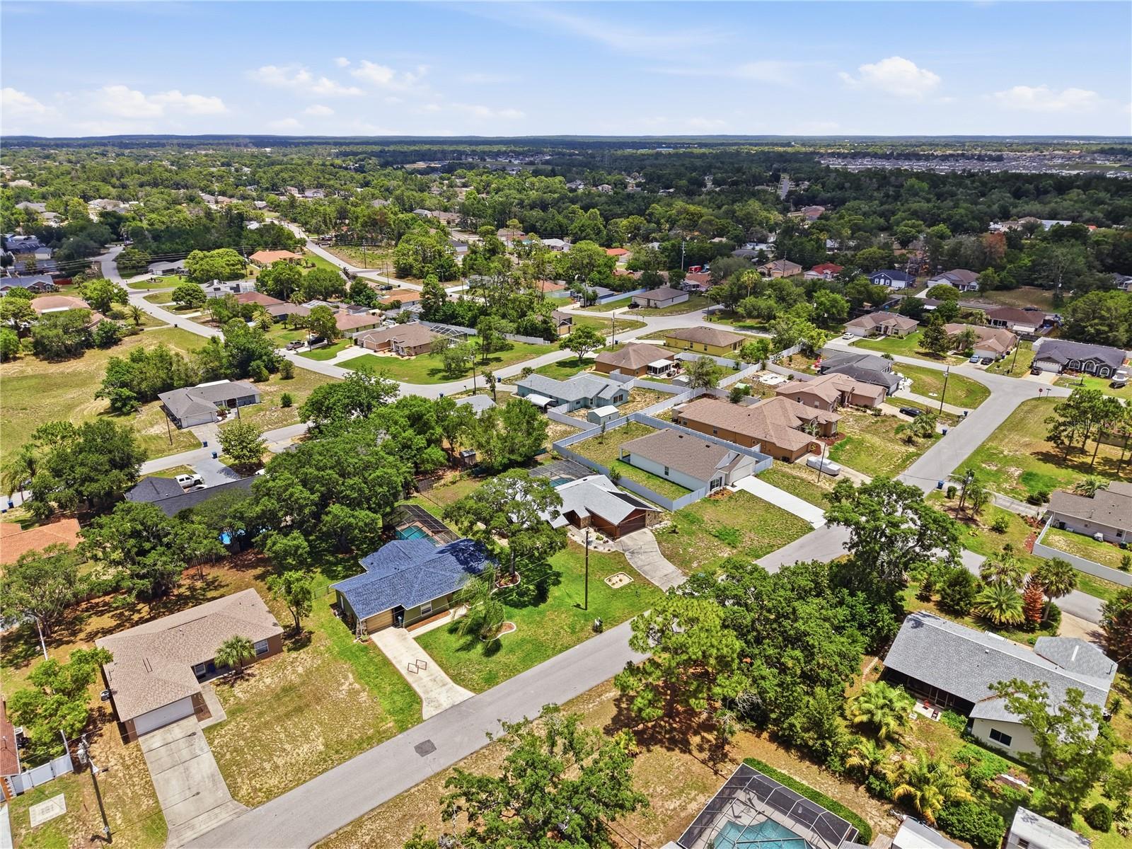 W7885989