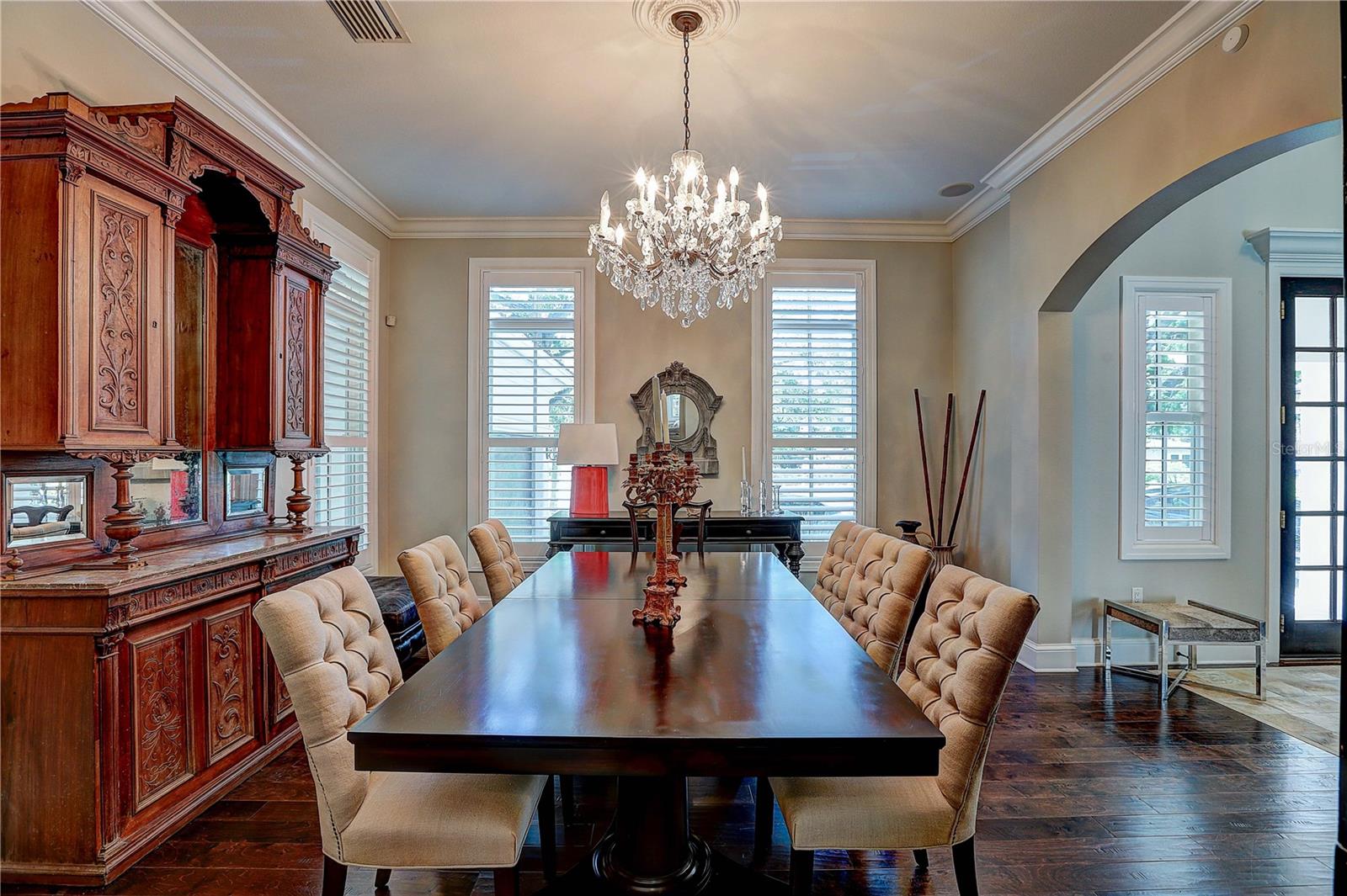 Dining room off foyer