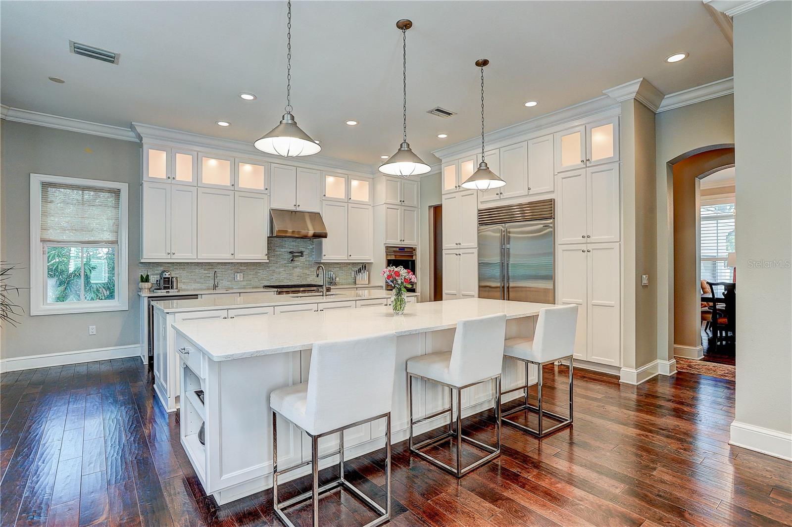 Gourmet kitchen with double islands