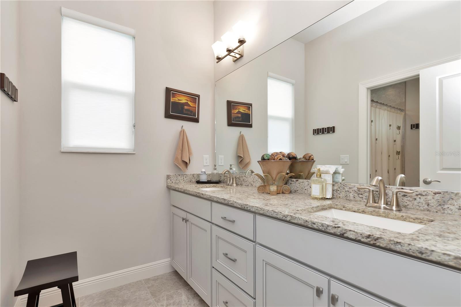 Guest Full Bath