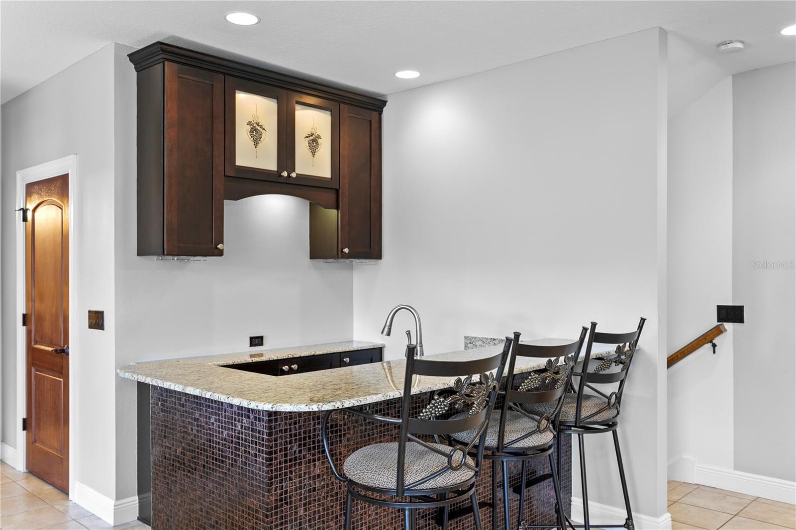 Bonus room with built-in wet bar.