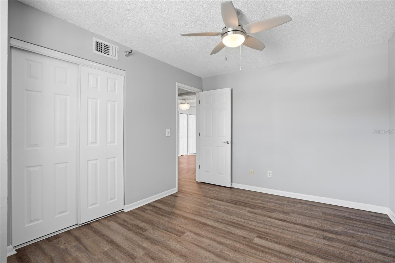 R4911309
