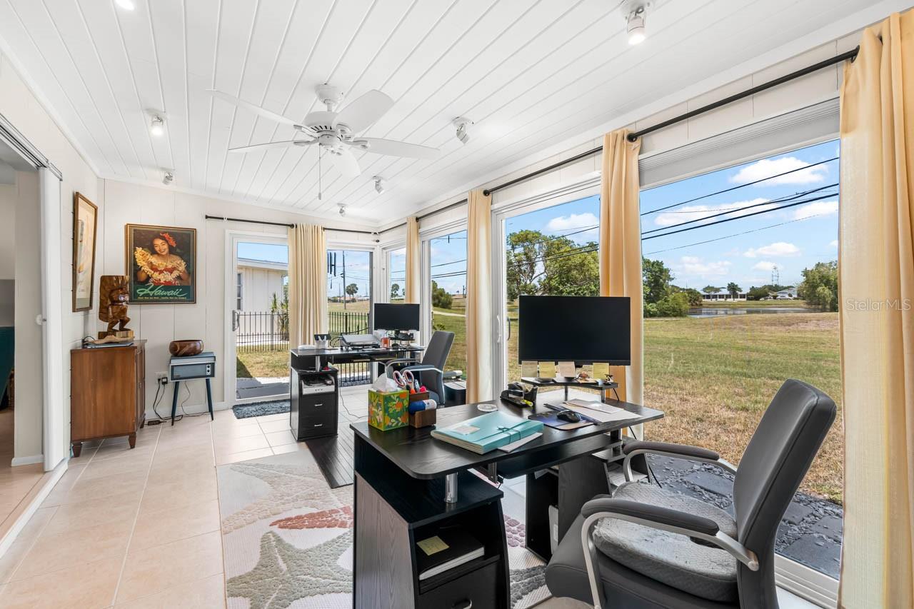 Enclosed sun room