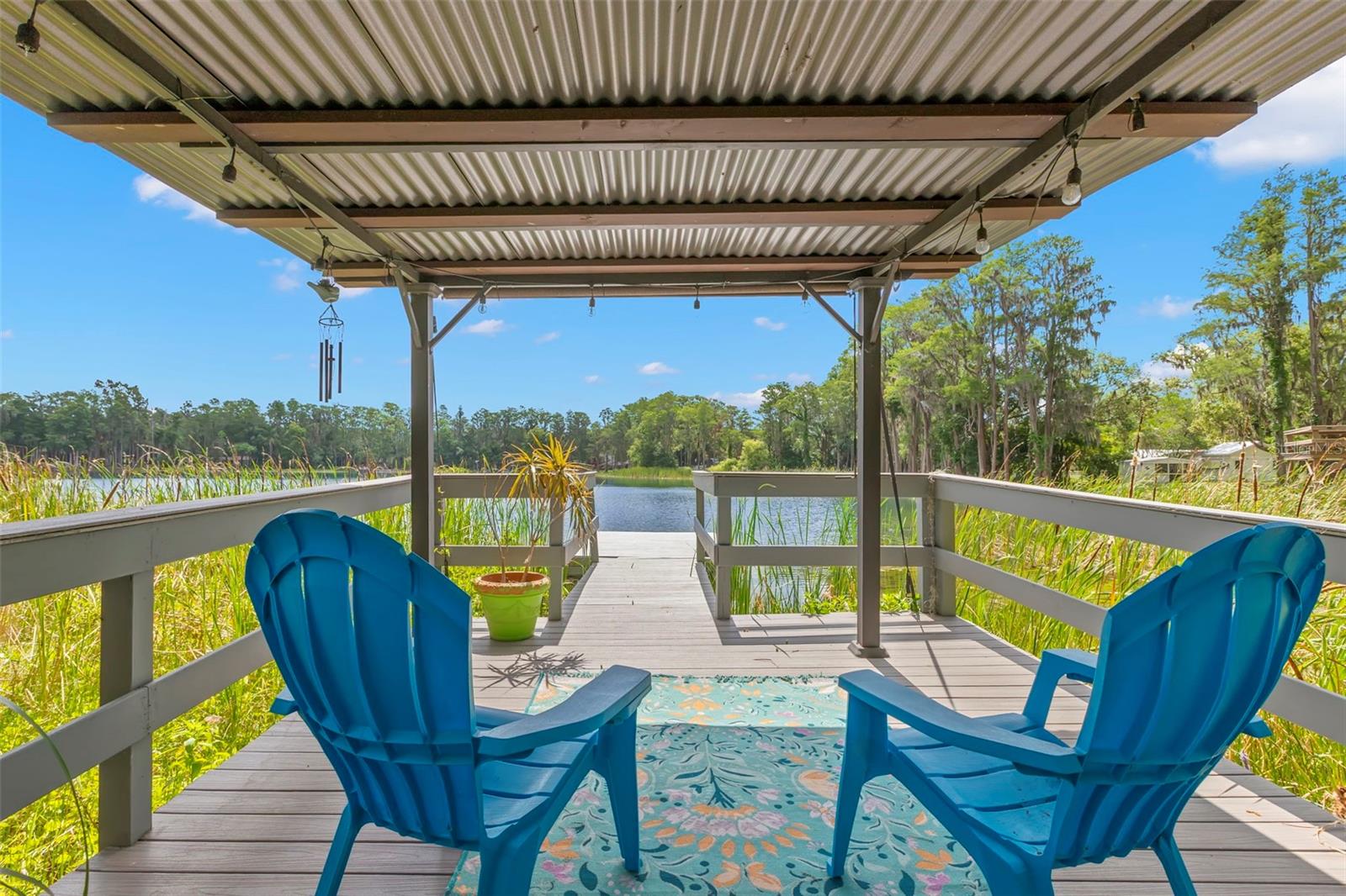 Dock on Round Lake