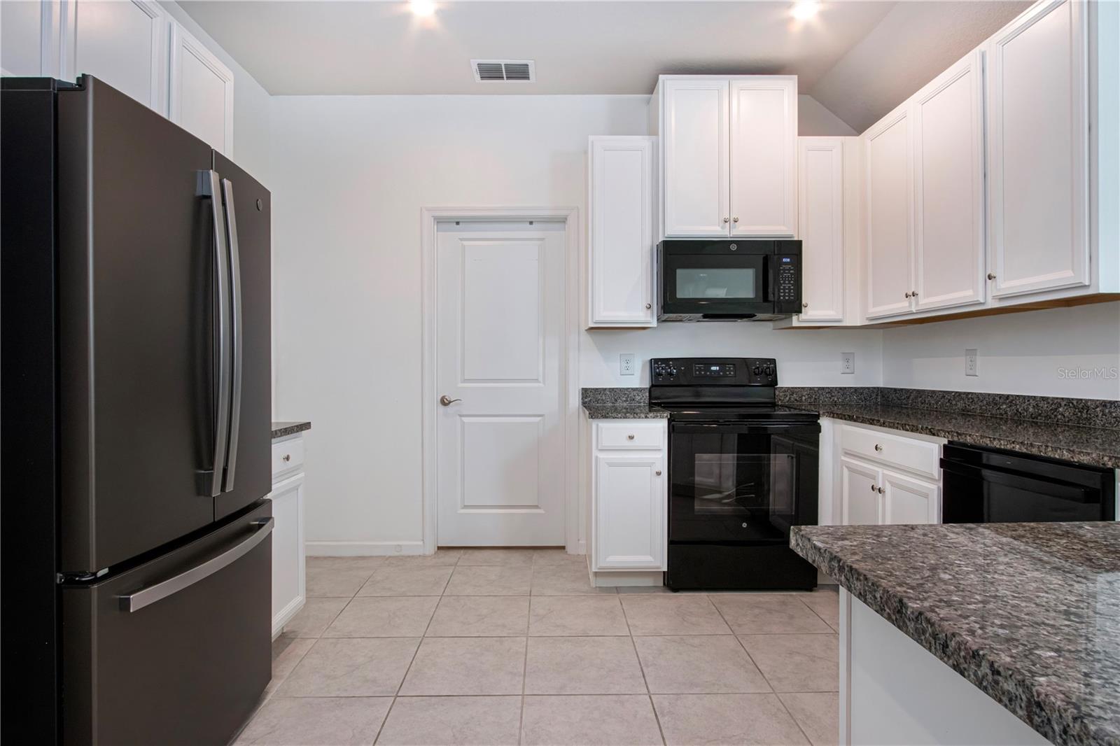 Perfect size kitchen