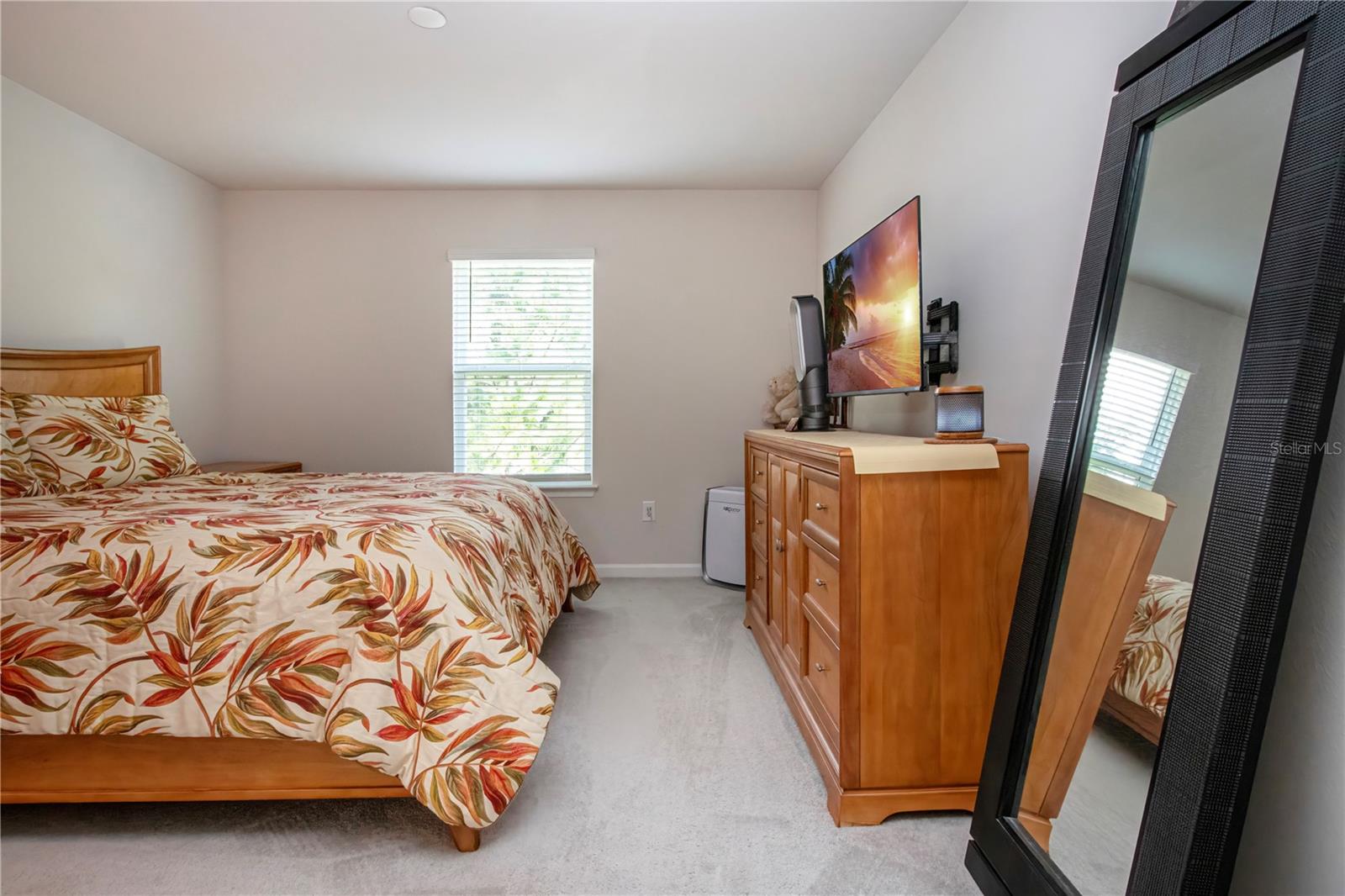 Upstairs Bedroom 2