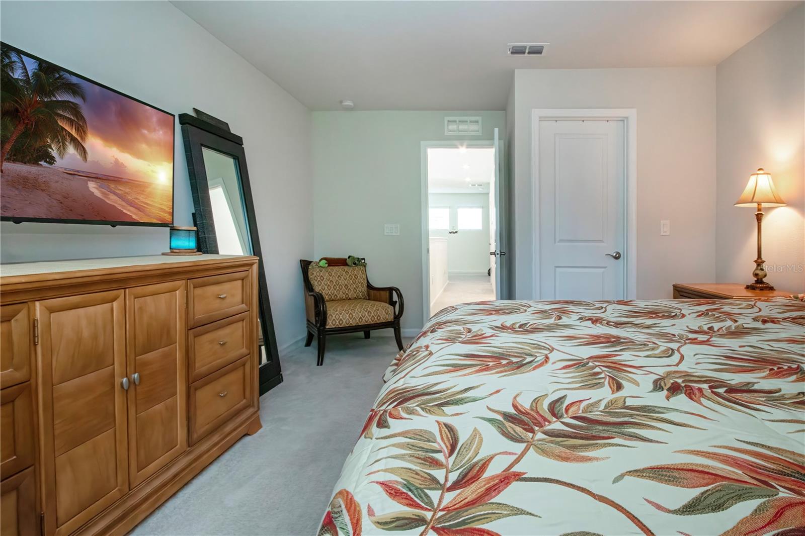 Upstairs Bedroom 2