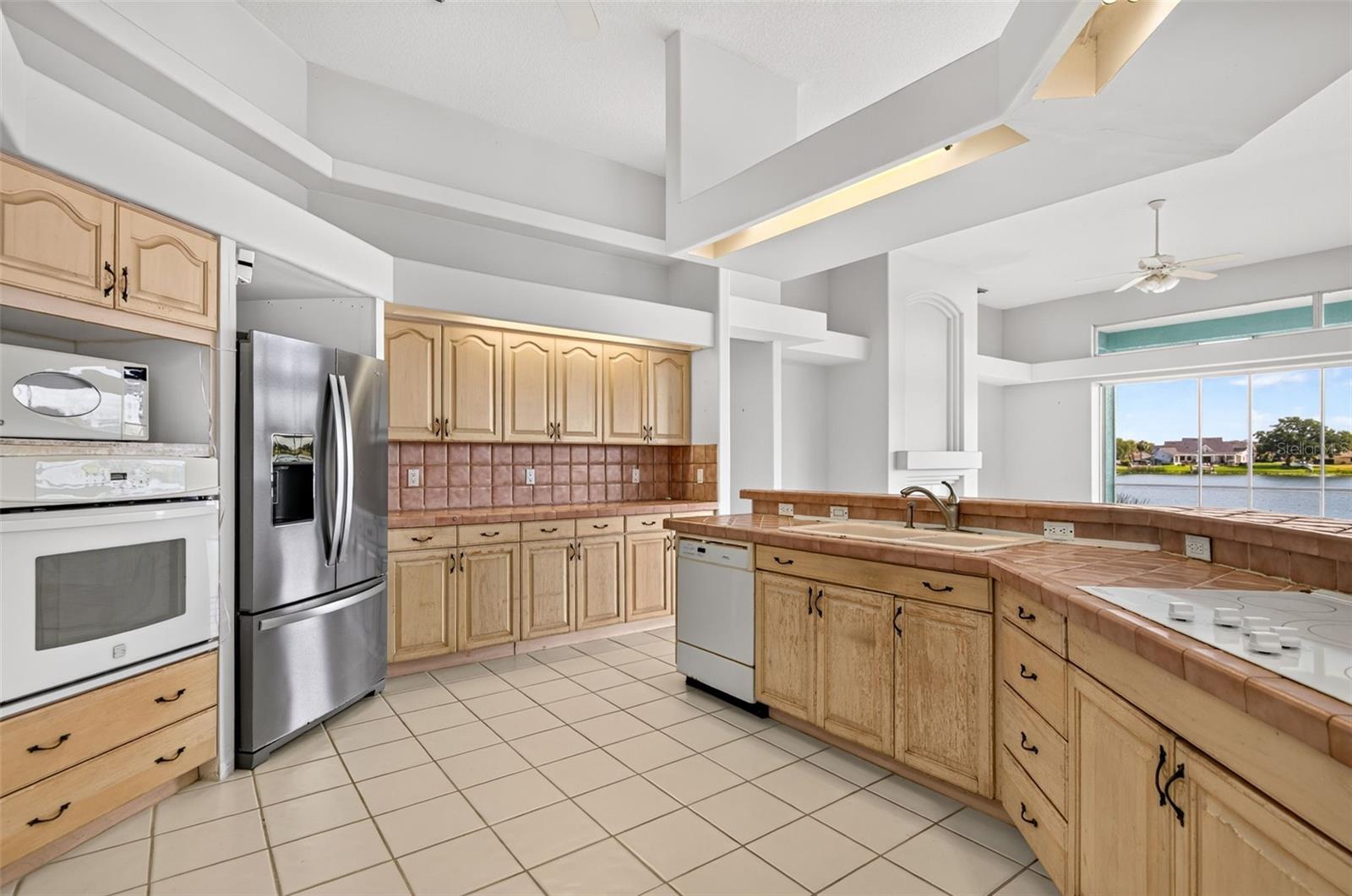Kitchen 2