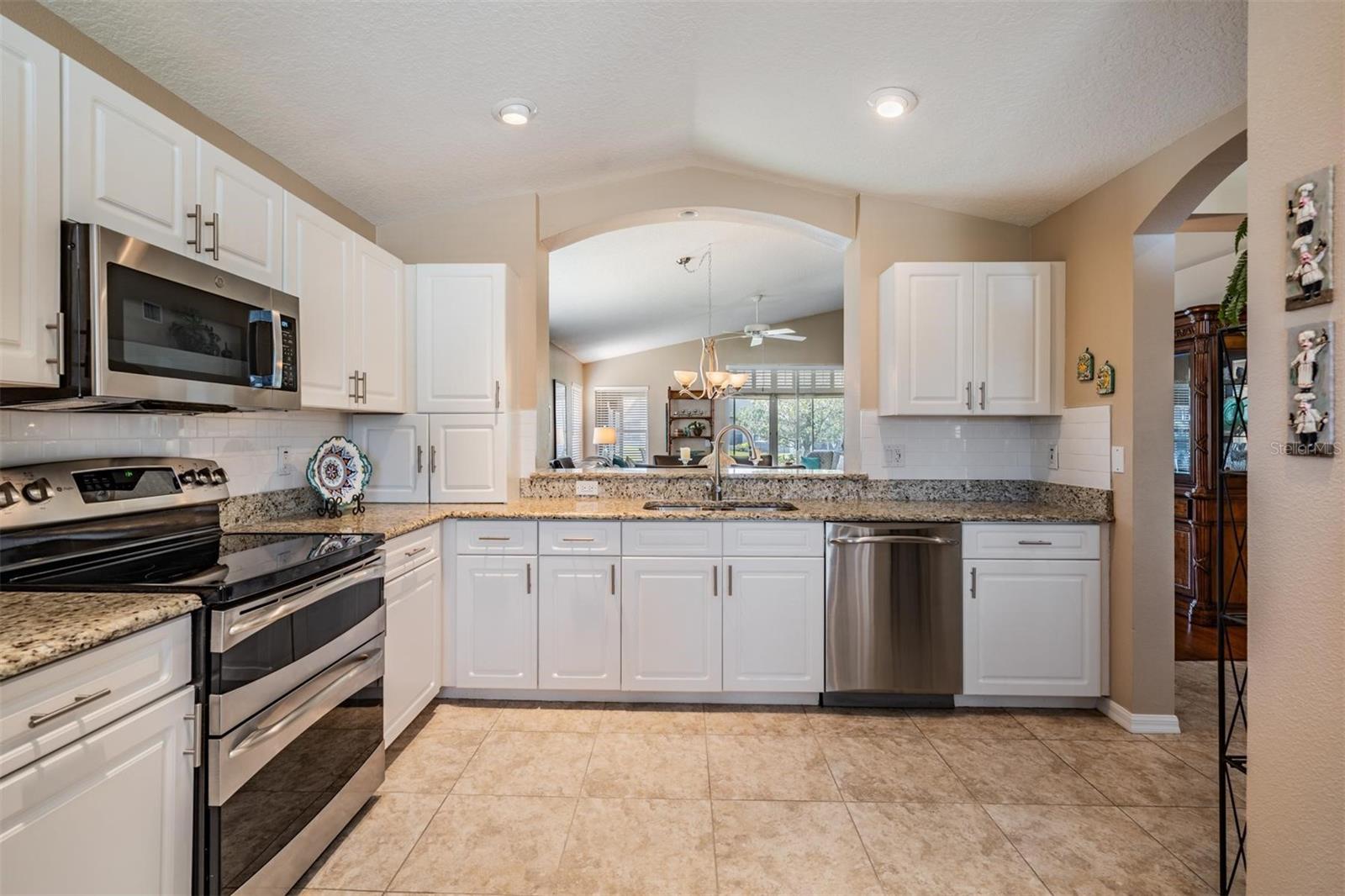 All stainless appliances