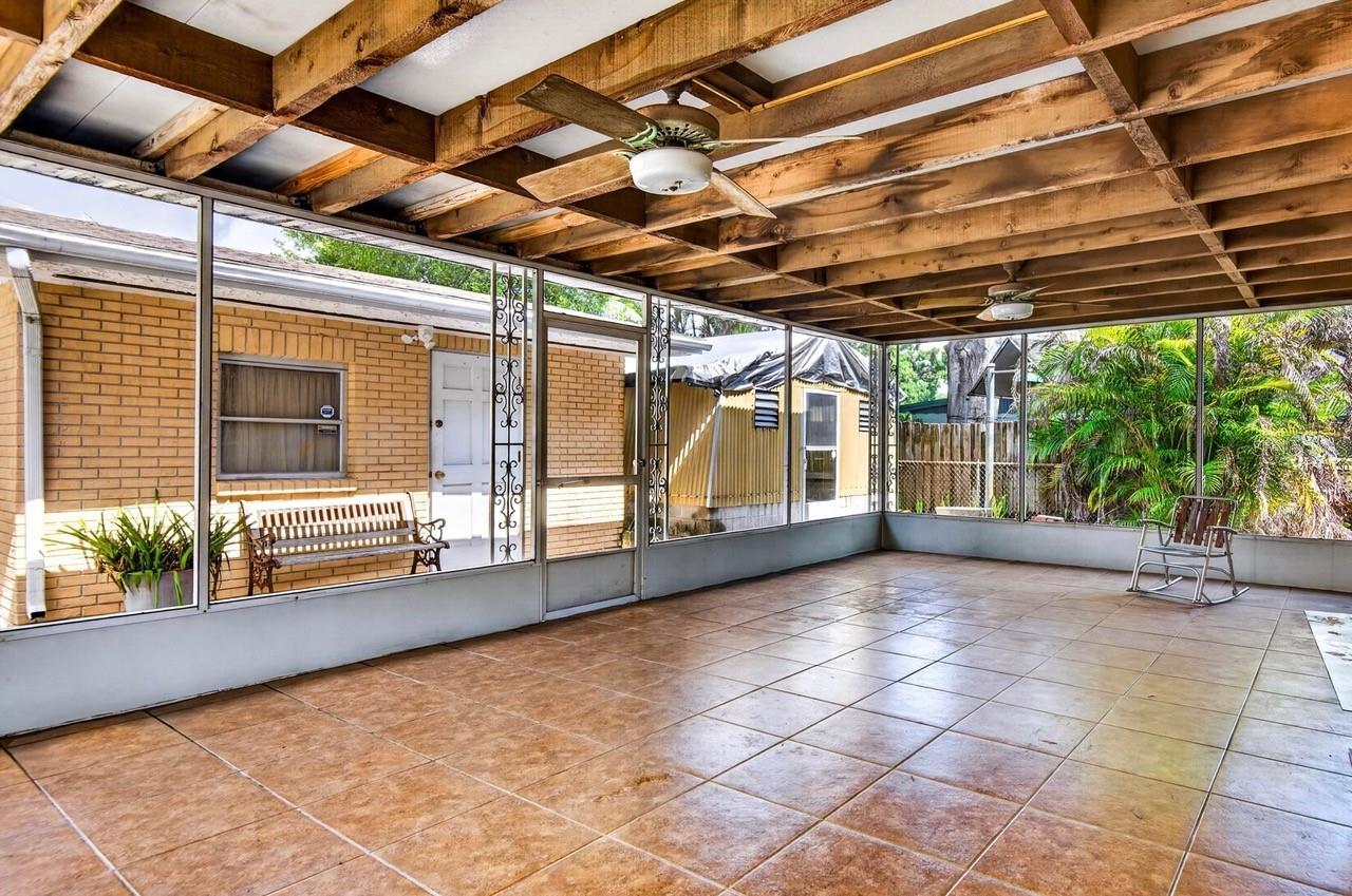 Covered, Screened Patio