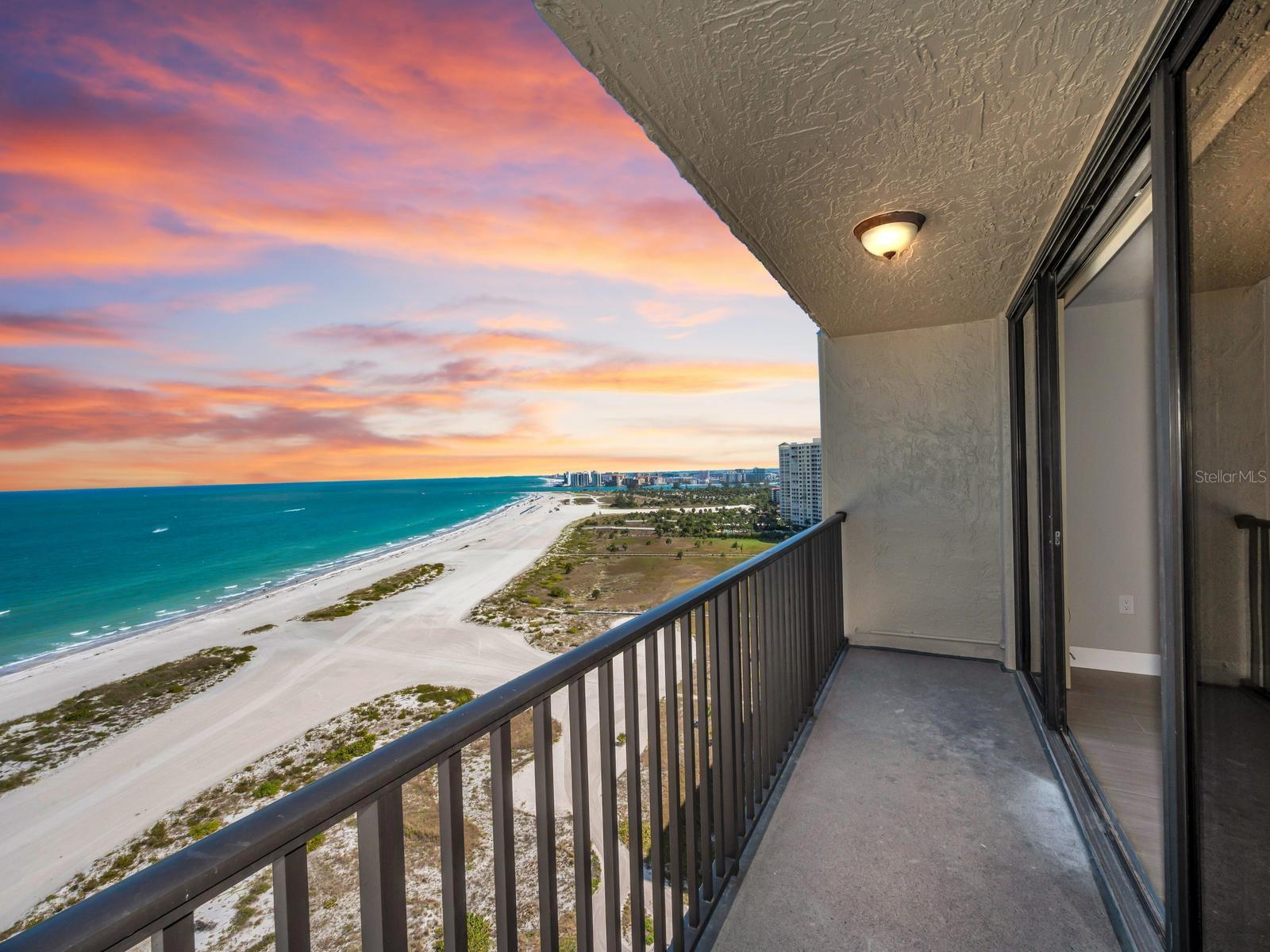Top Floor Gulf of Mexico Aquamarine Sweeping Panorama