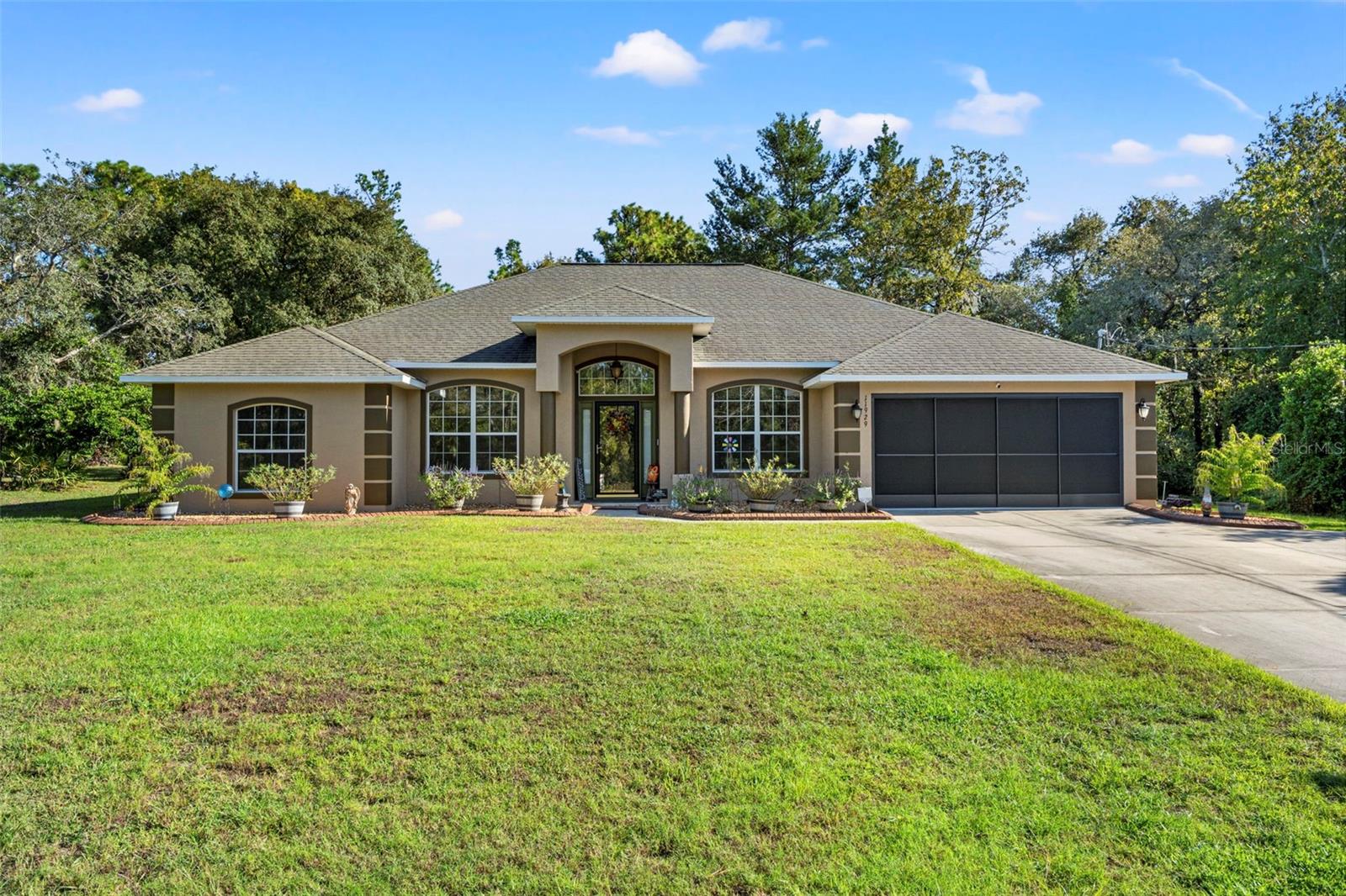 11929 Osprey Ave