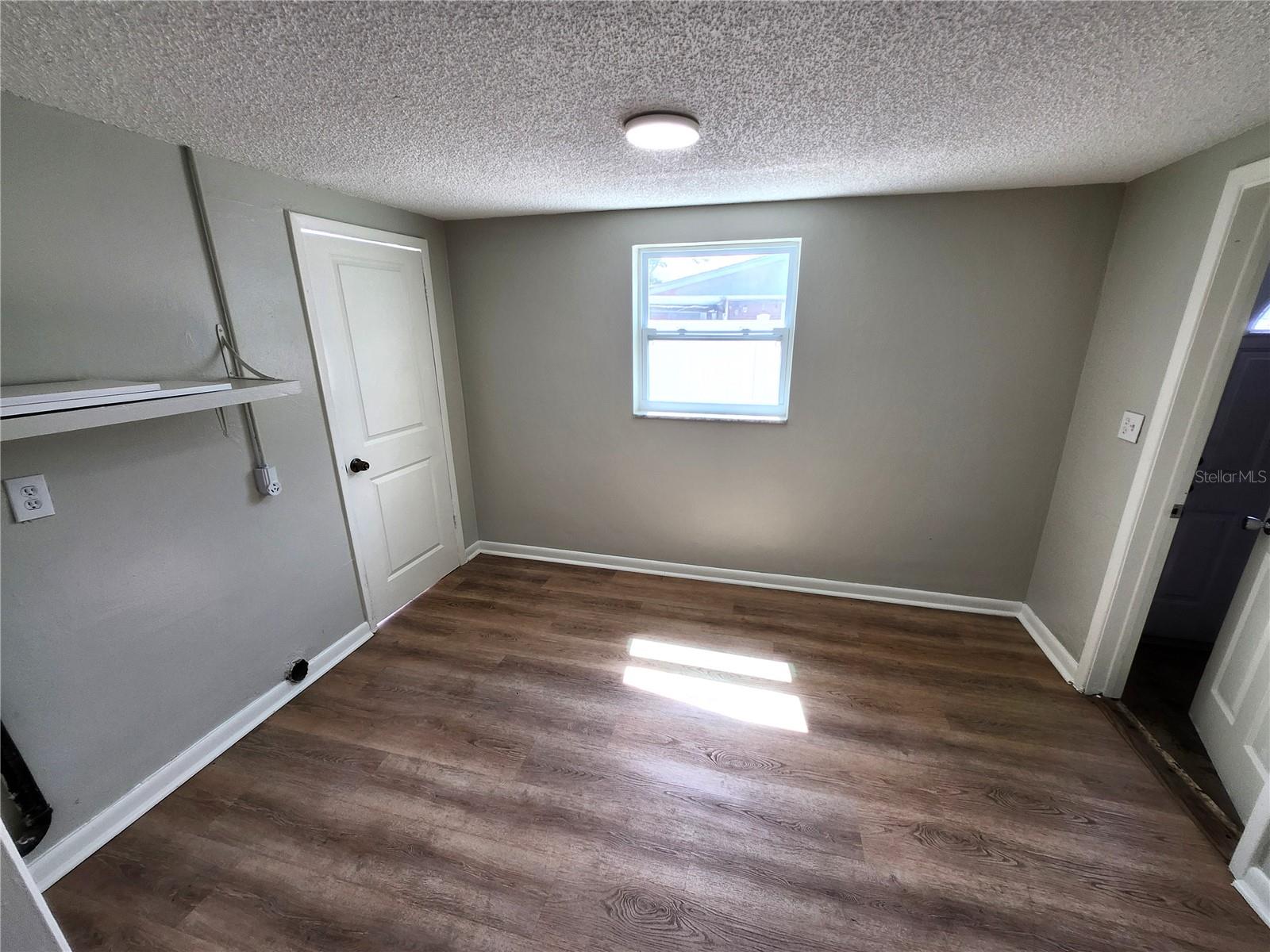 Large Laundry Room