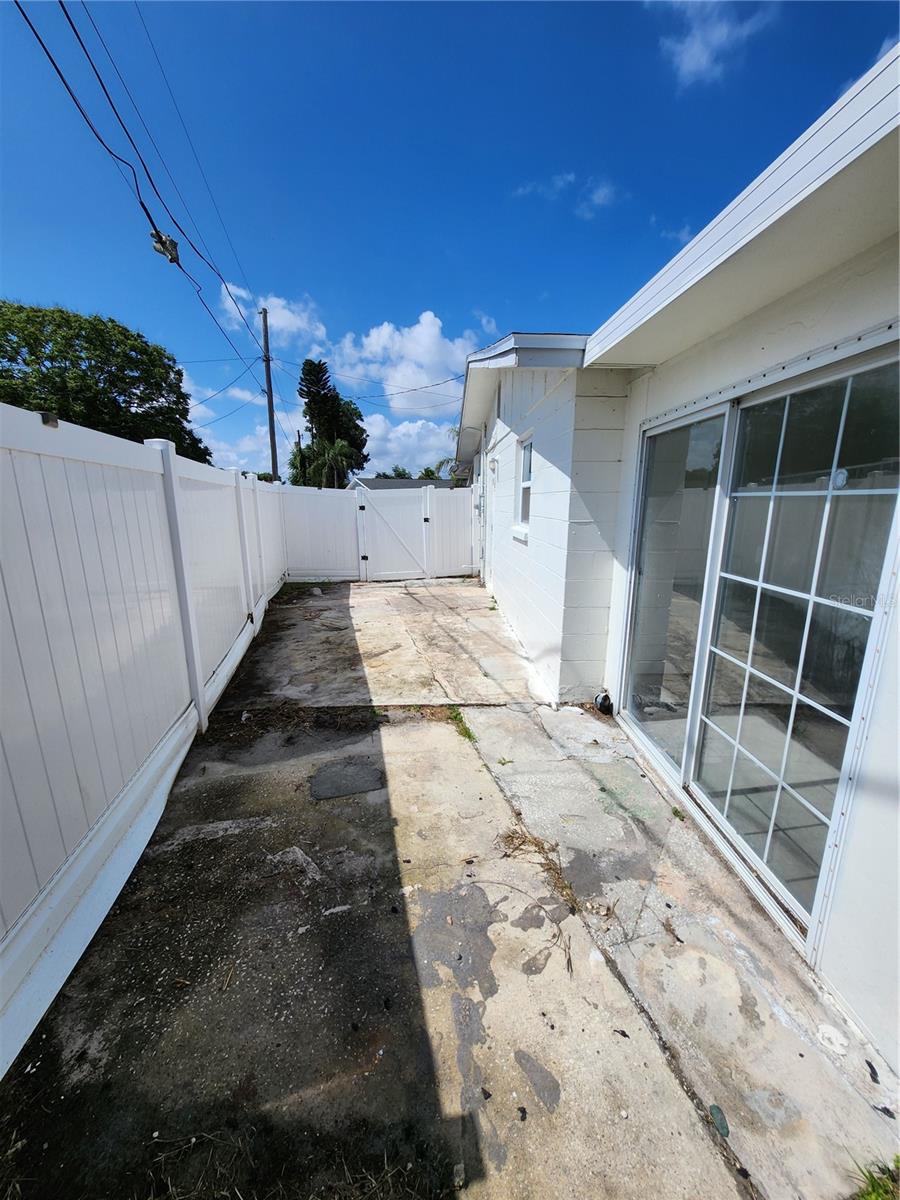 Corner lot