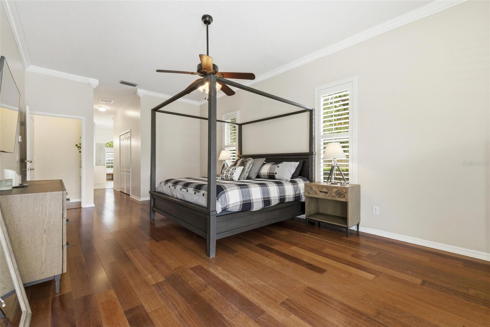 Primary suite
