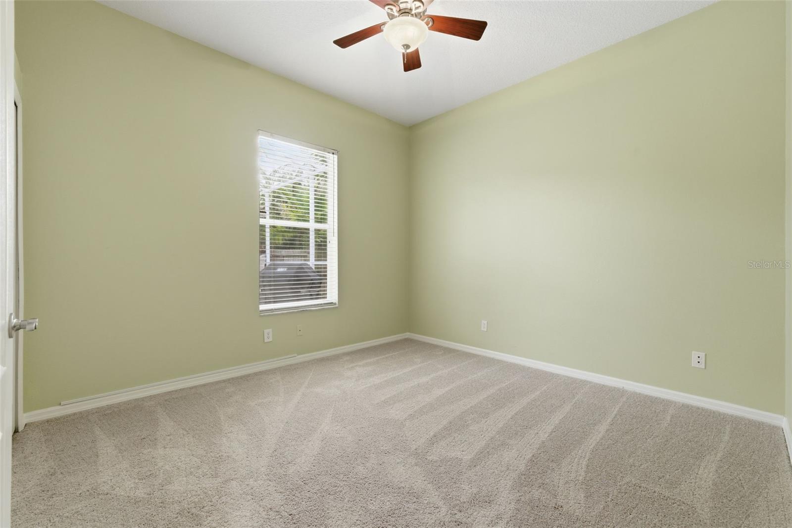 Guest bedroom 1