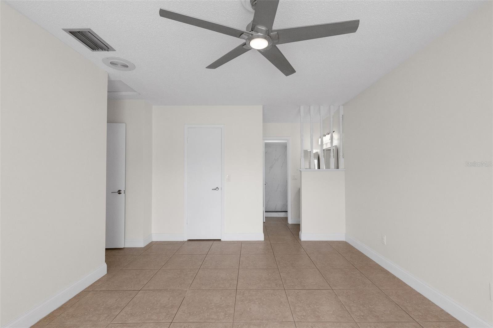 TB8511514