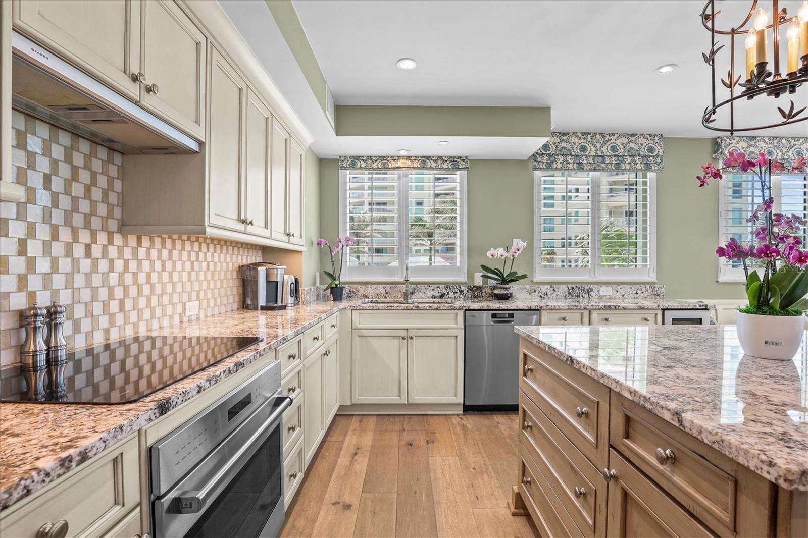 Gourmet Kitchen