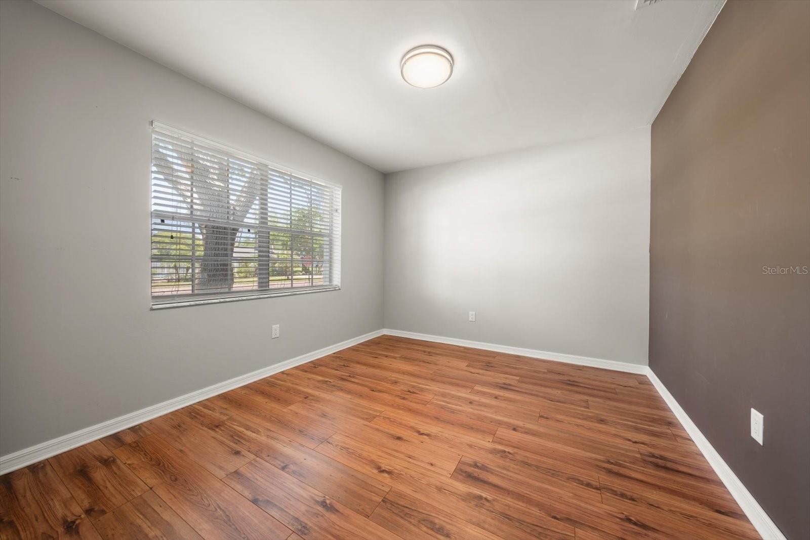 Guest bedroom 2