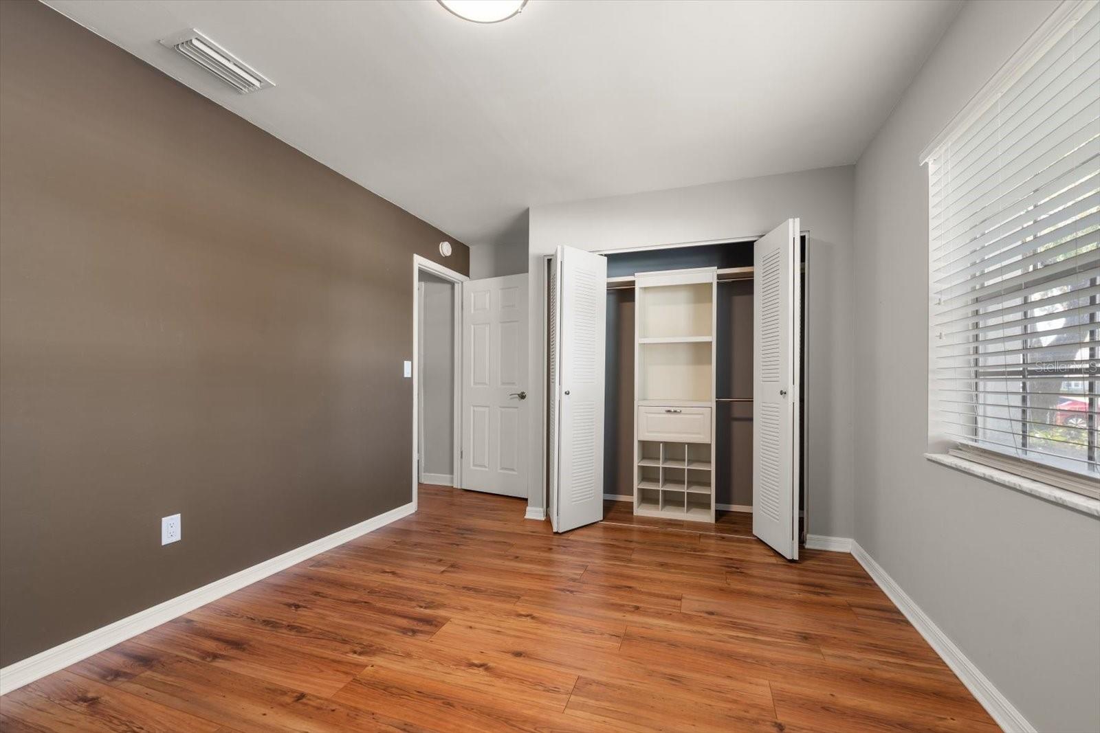 Guest bedroom 2