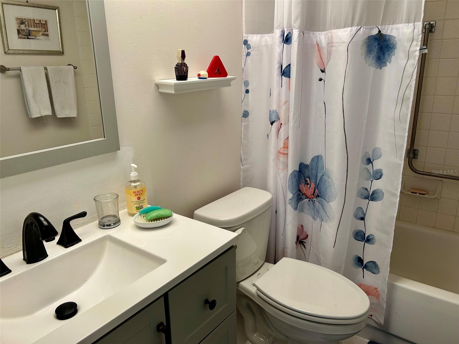 Second Bathroom With Tub