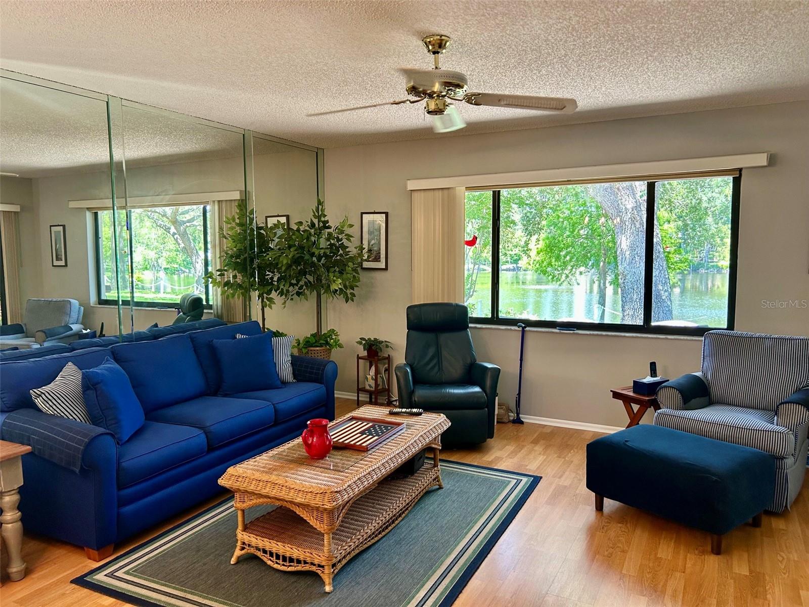 Great Room With Gorgeous Lake Views