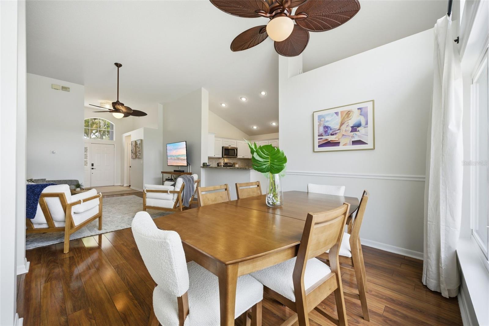 Light filled dining/living area