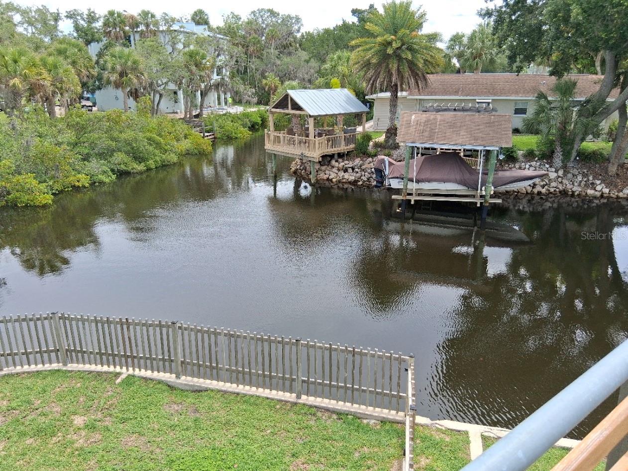 Nice view of a slice of "old" Florida across the way!