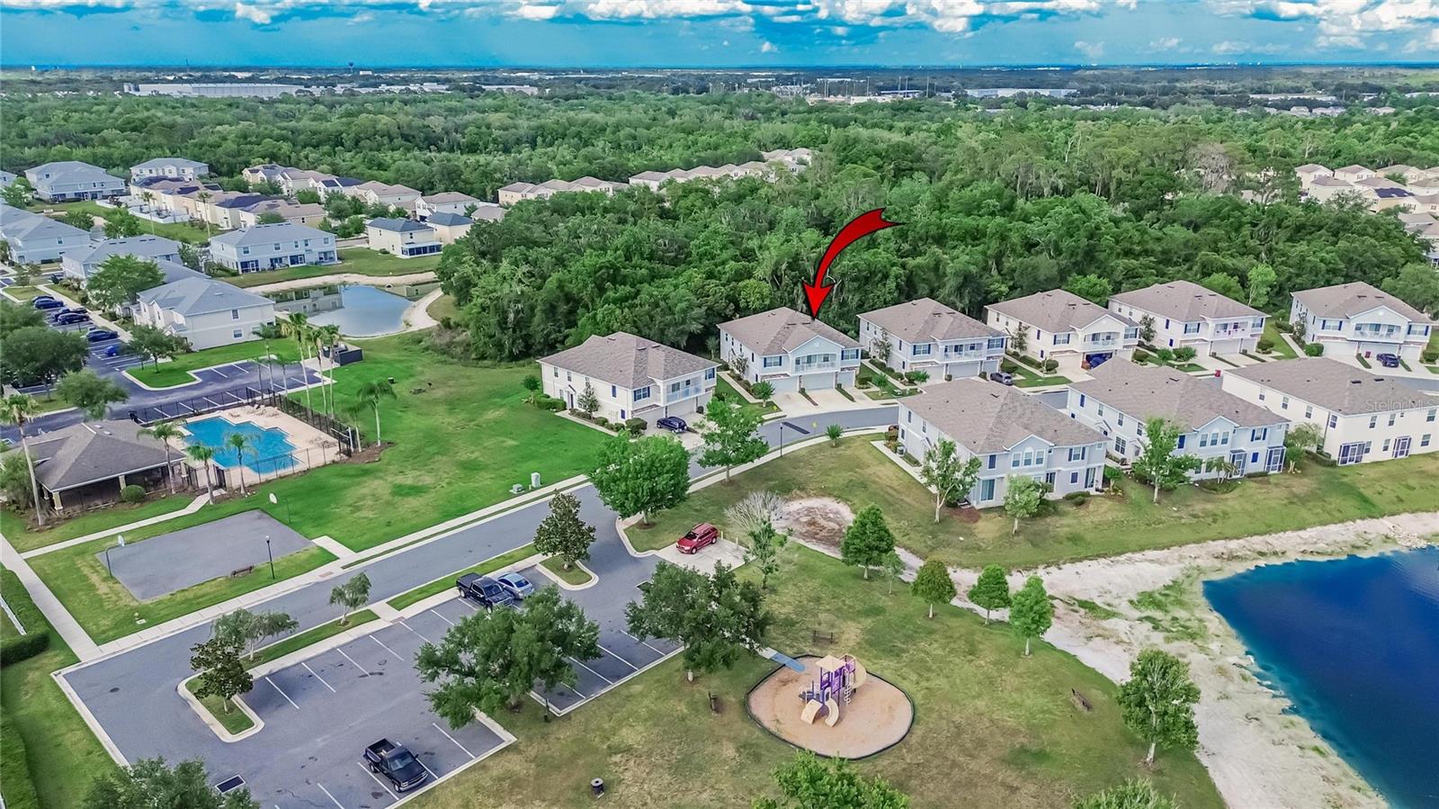 Close to Amenities and Additional Parking