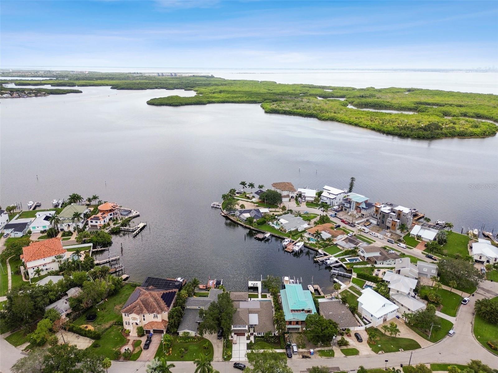 Direct access to open waters of Tampa Bay
