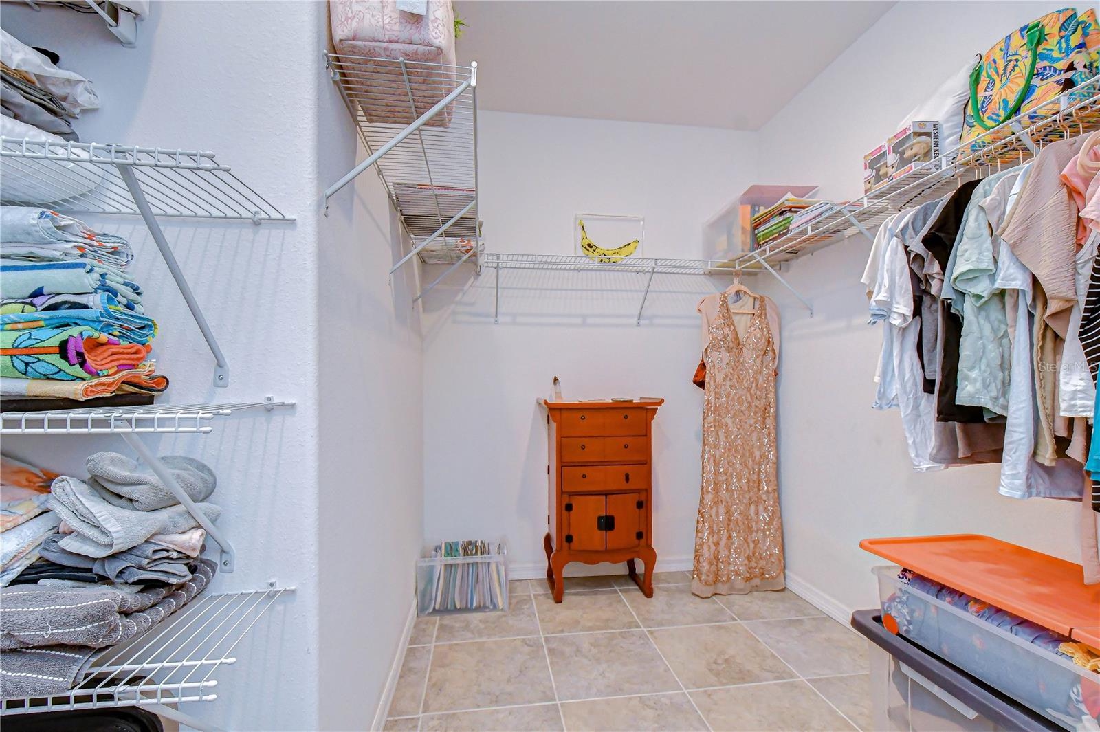 Primary suite walk-in closet