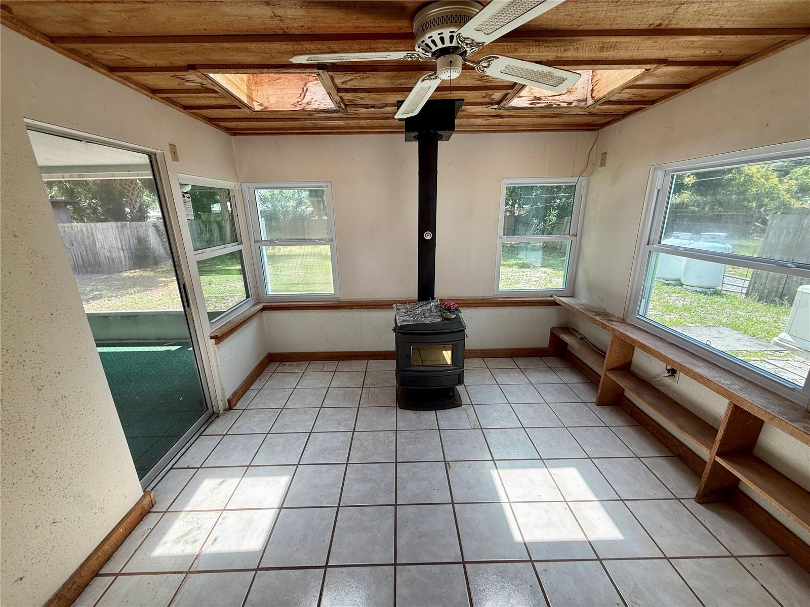 Has A/C - sqft does not show on tax records. Good spot for the dining room.