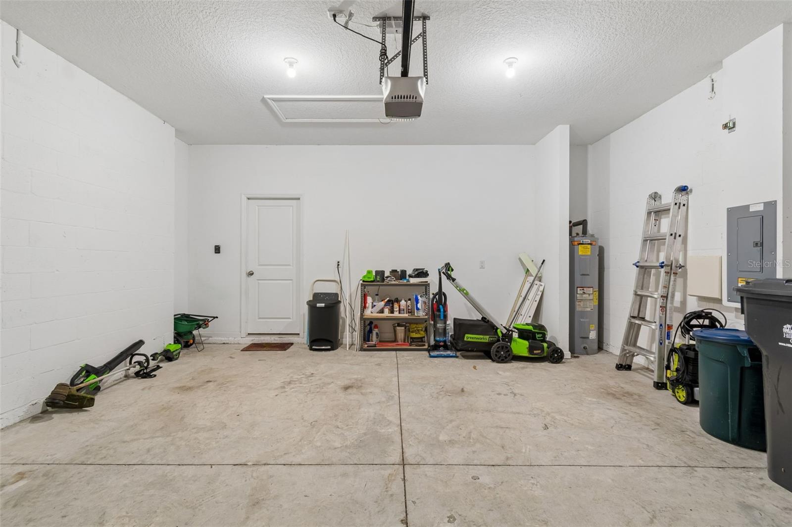 2 Car Garage
