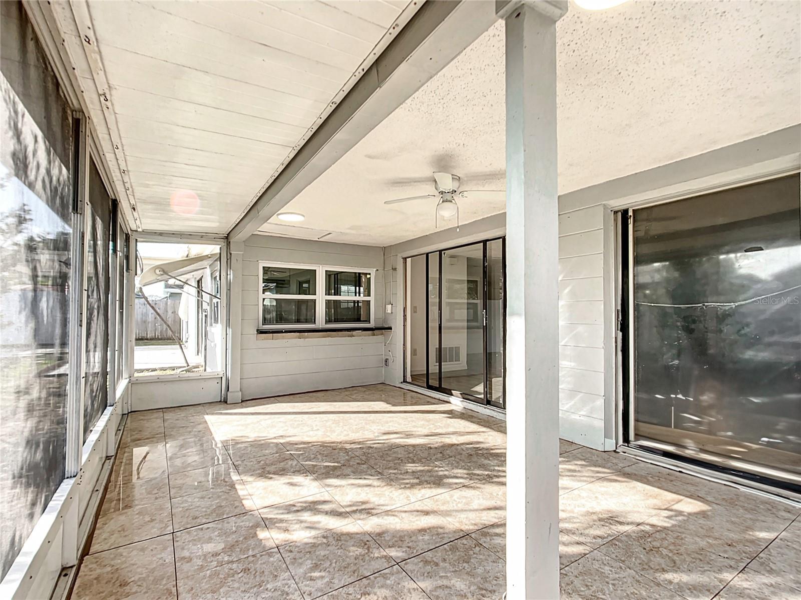 lanai/ Florida room
