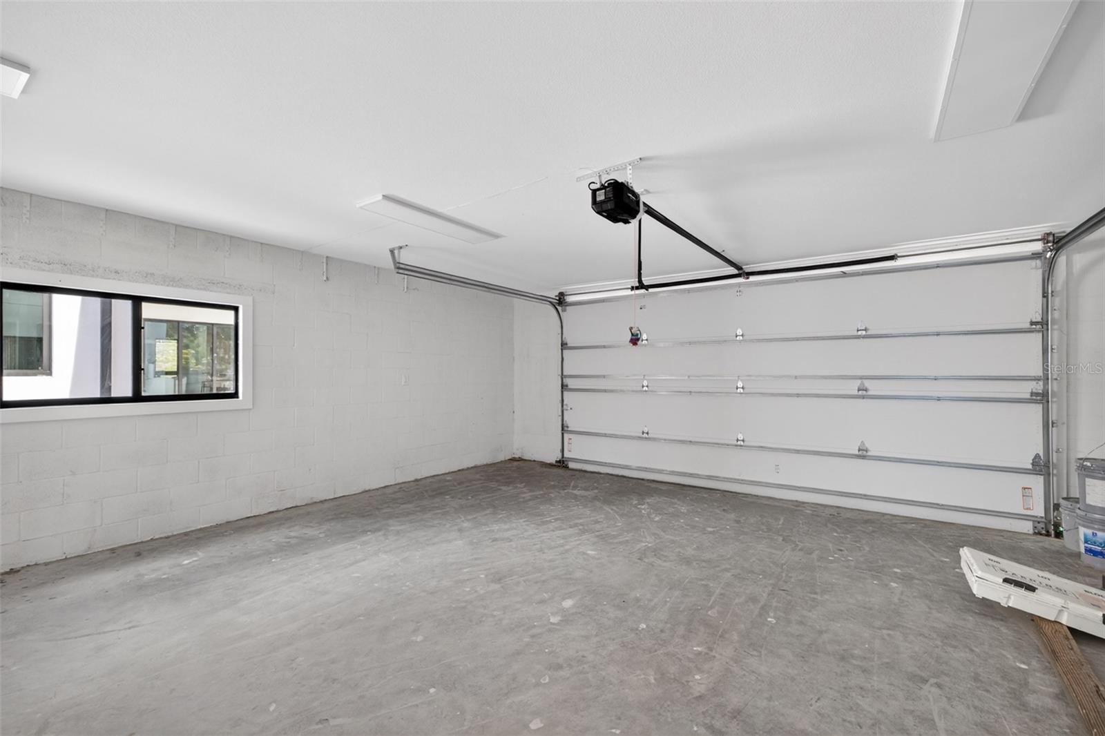 detached garage