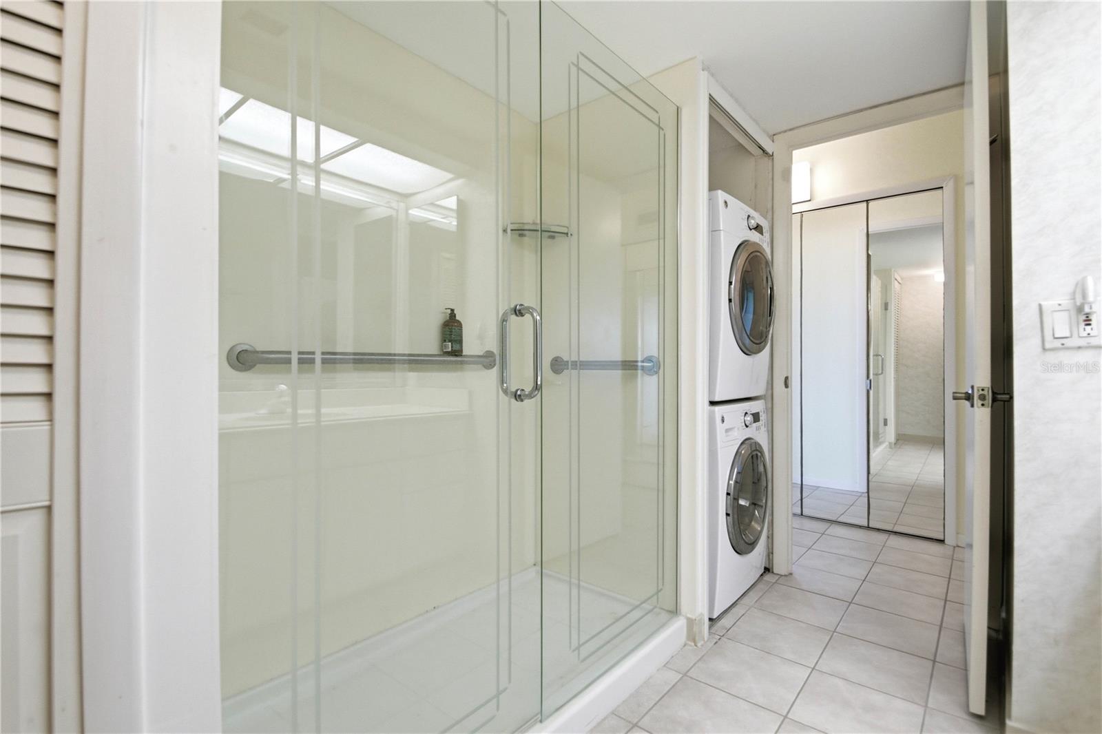 Master ensuite with walk-n shower.