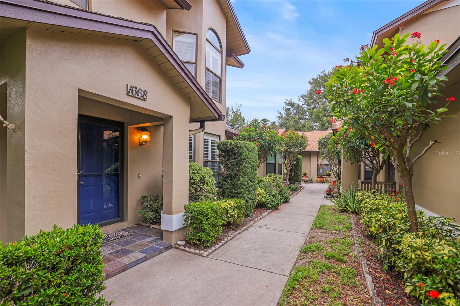 1668 Hamilton Ct - Braemoor Lakes Village