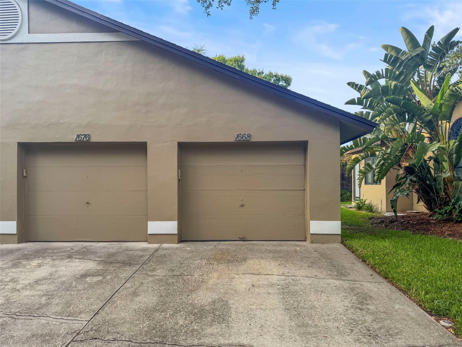 Detached Garage