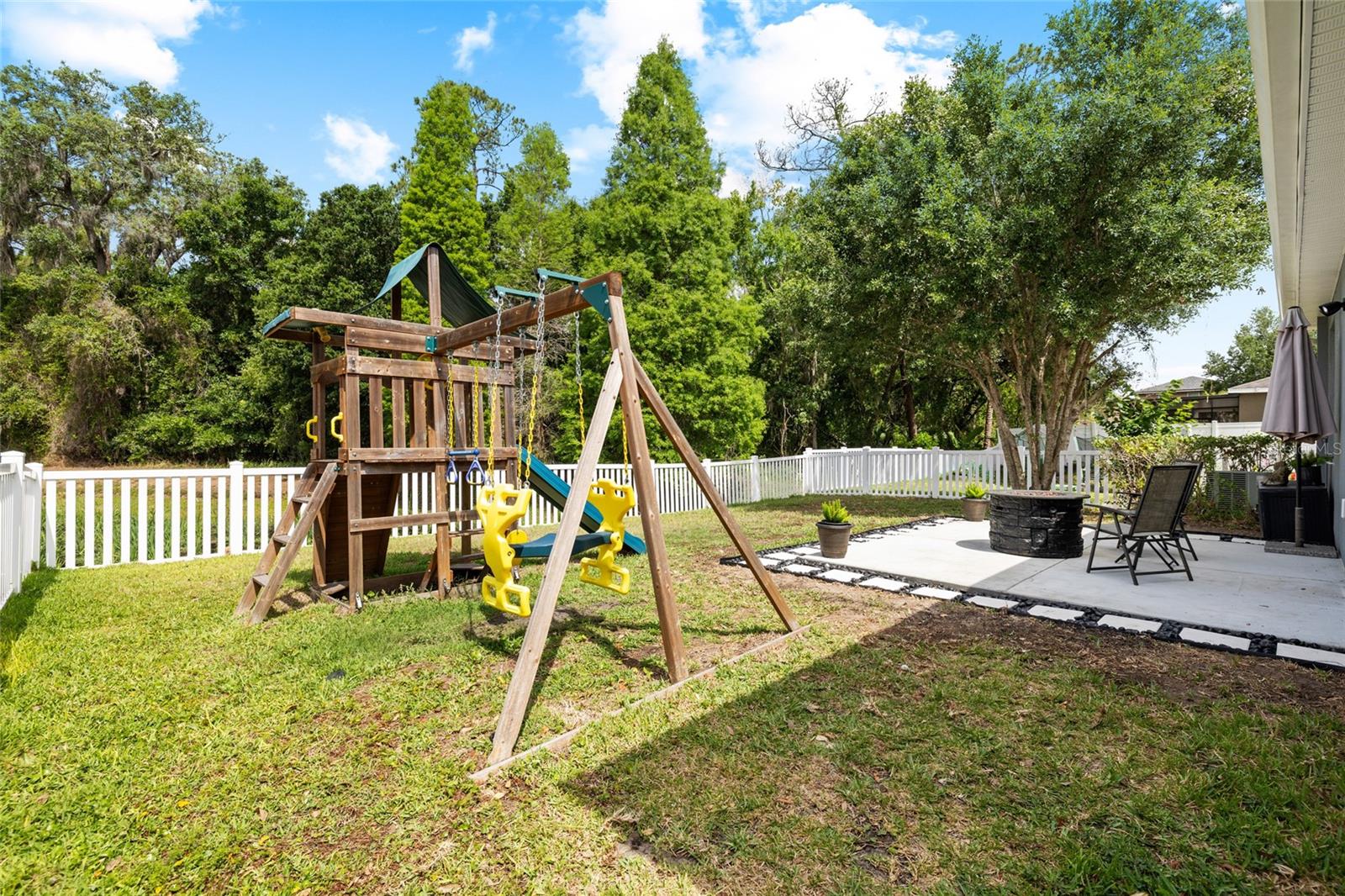 Huge Backyard- playset included