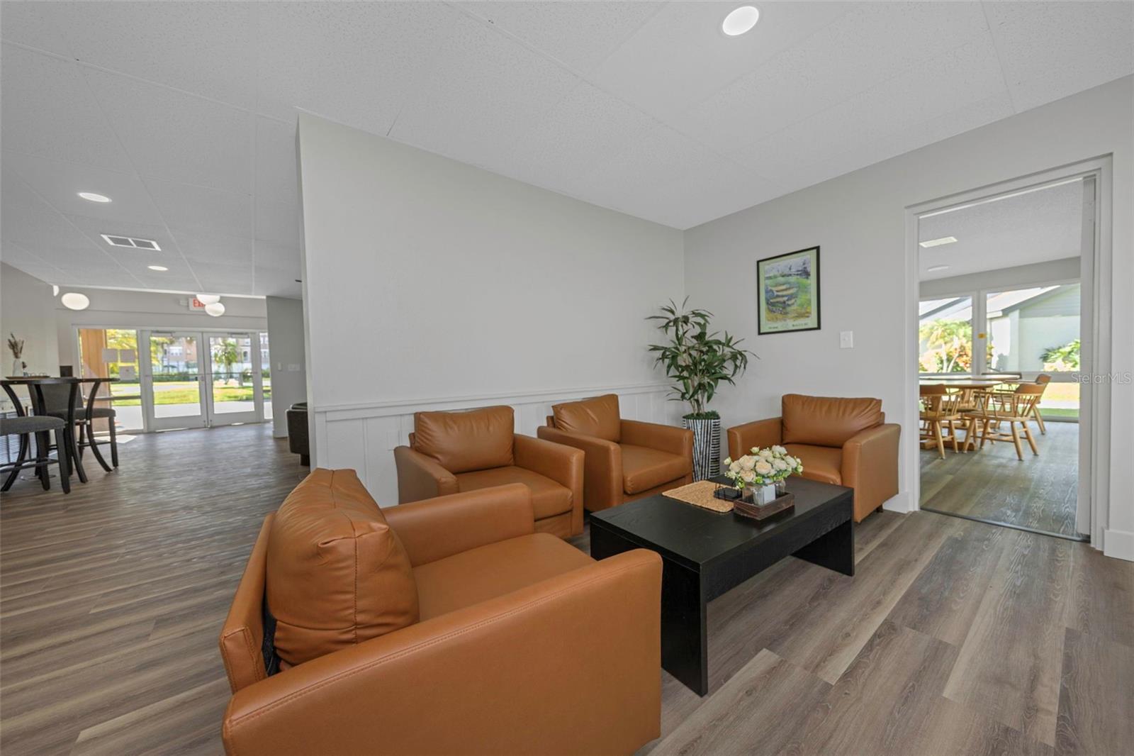 Clubhouse lounge