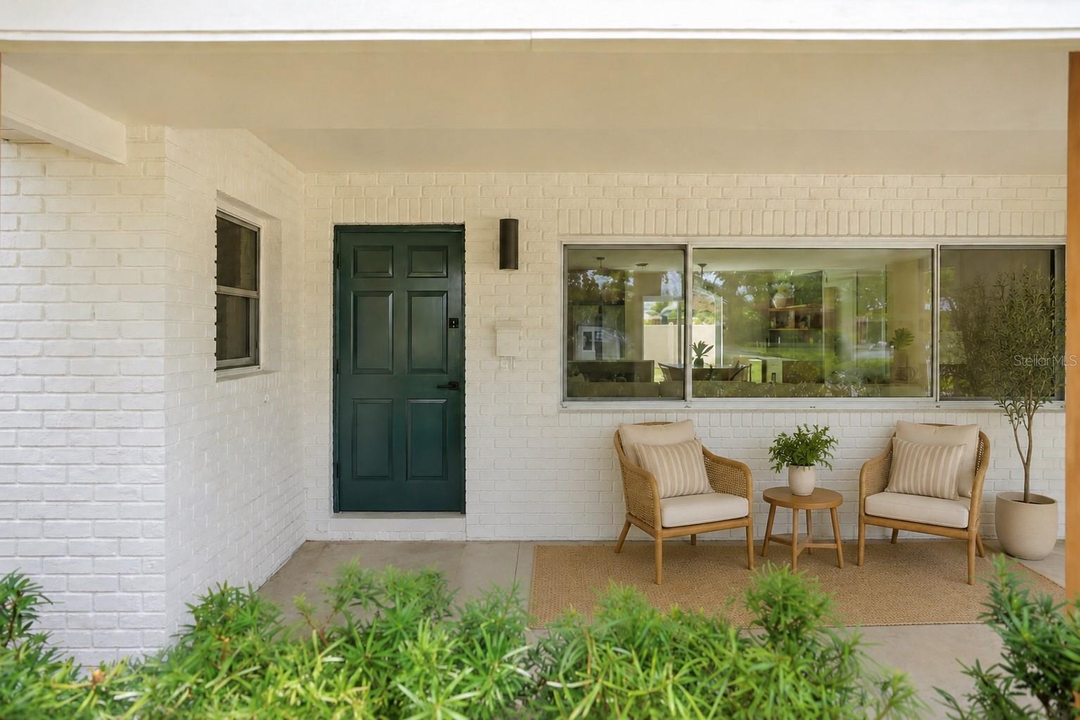 Large Covered Front Porch *Virtual Staged*