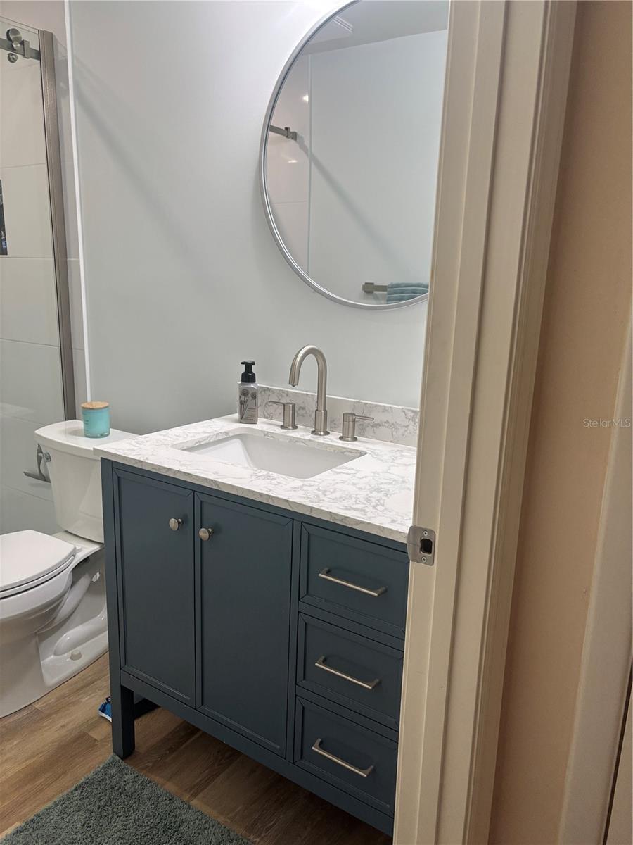 2nd bathroom
