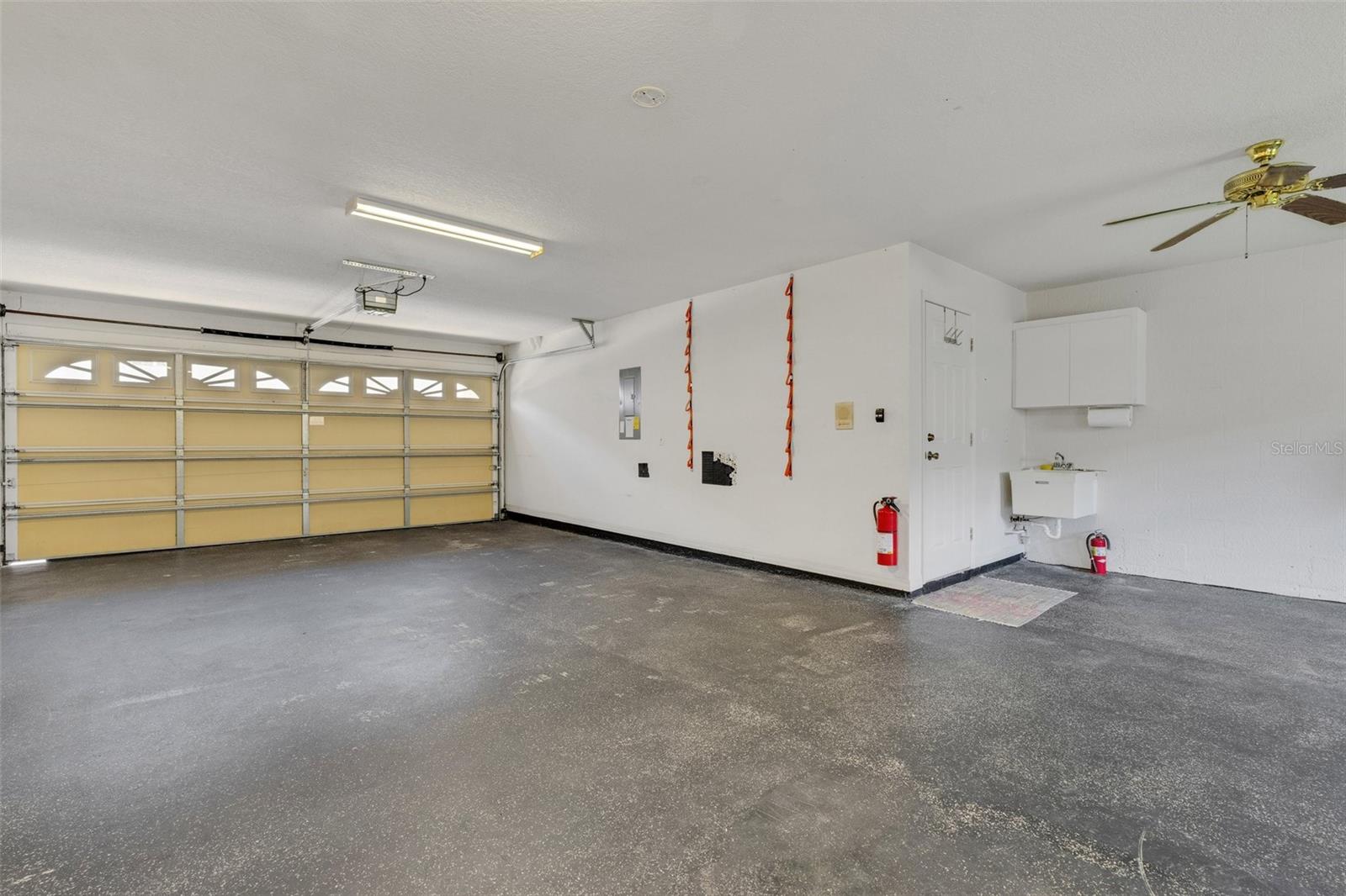 garage