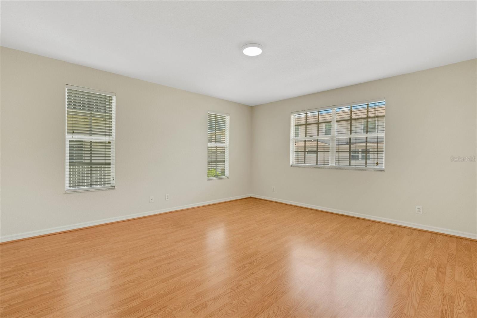 2nd floor living room
